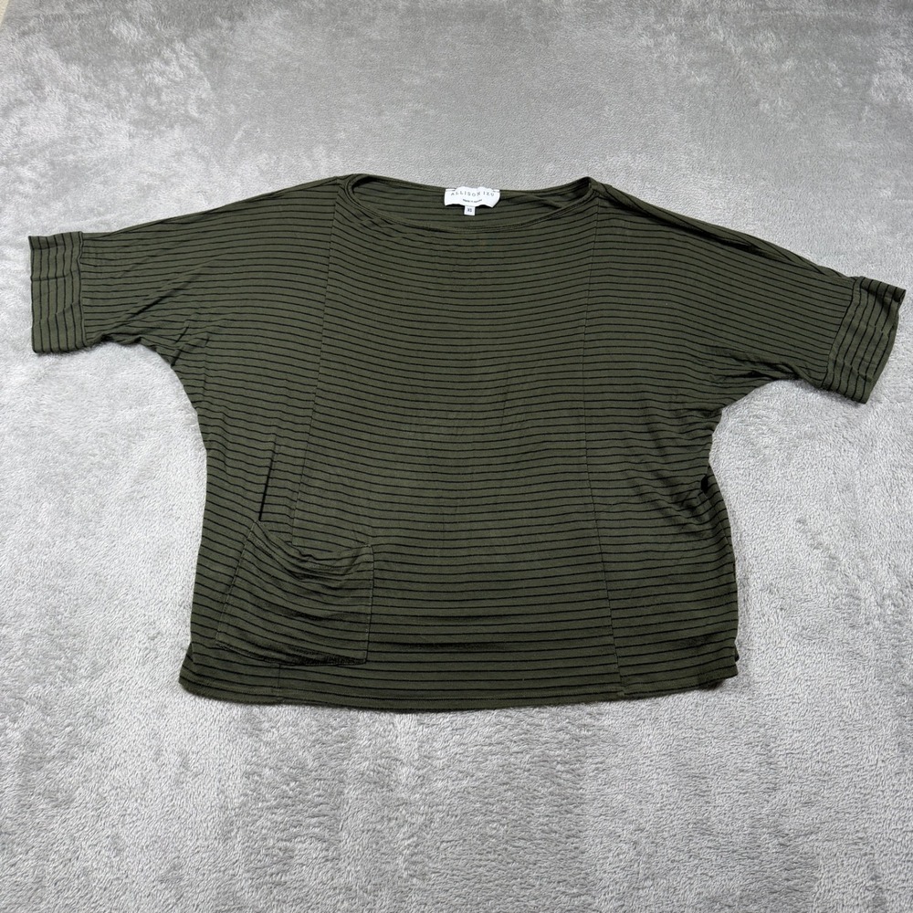 Allison Izu Top Women XS Green Striped Dolman Sleeve Pocket Made in Hawaii
